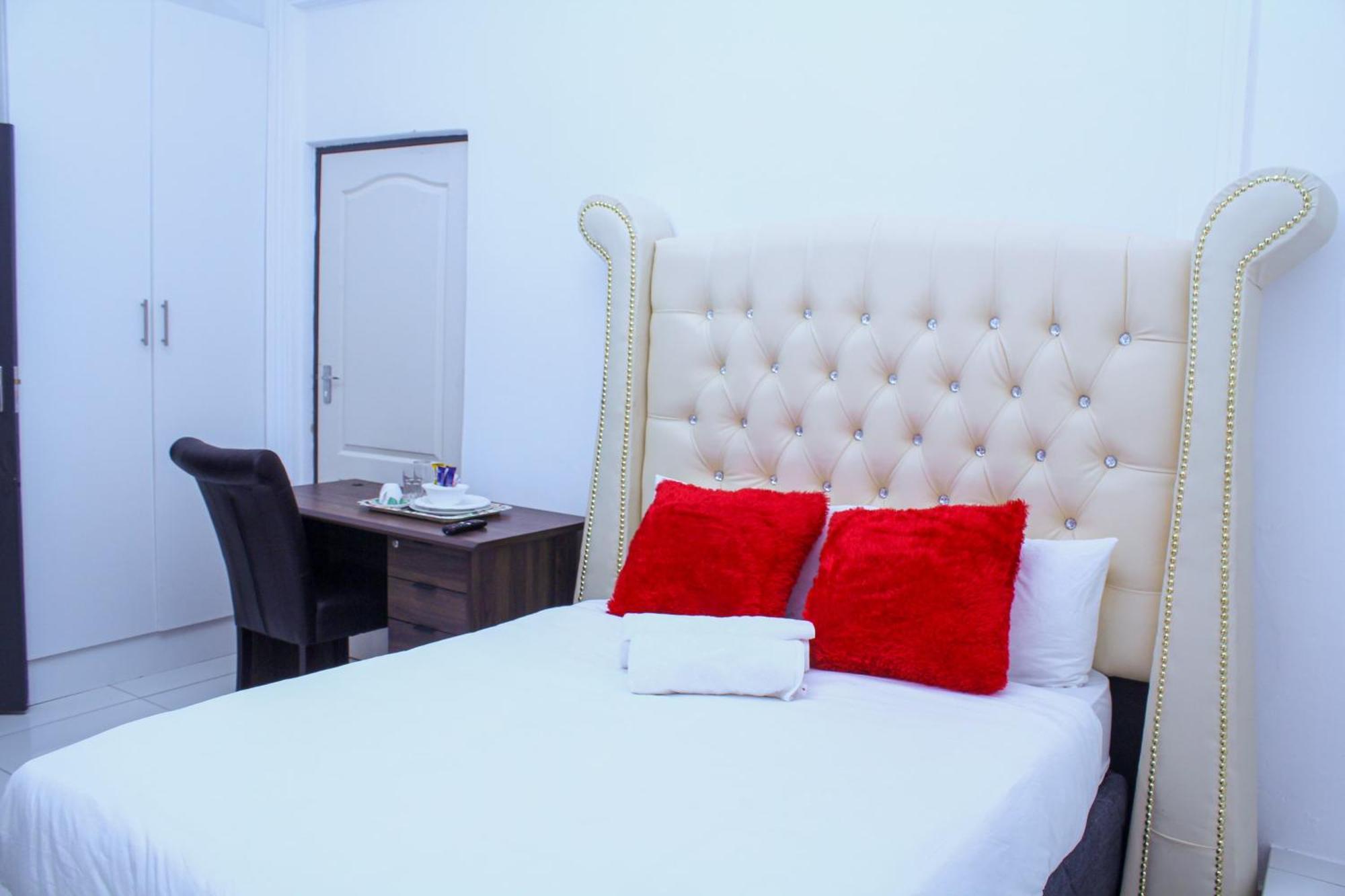 4 Callington Guest House Порт-Елізабет Екстер'єр фото